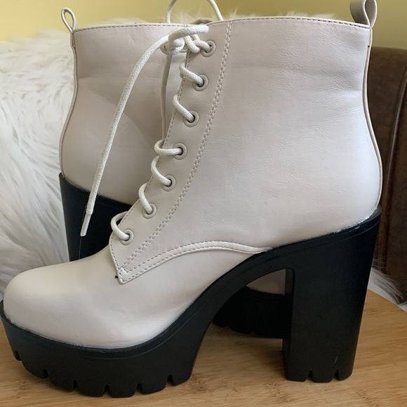 Seychelles | Lacey White Platform Lace Up Chunky Moto High Heel Boots NWOT 8.5M - Picture 14 of 17